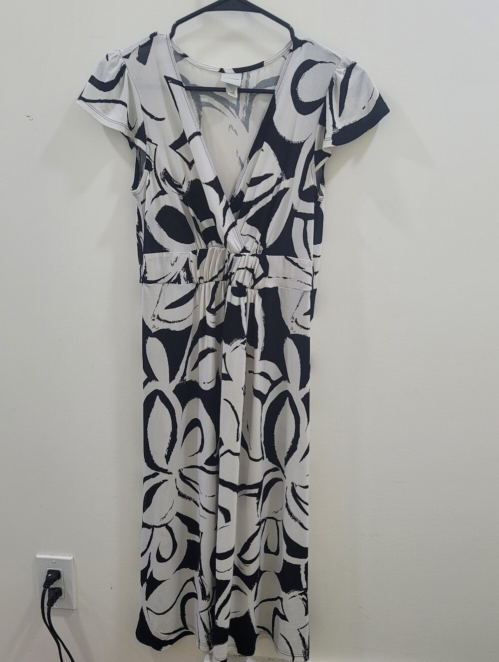 Merona Black & White Floral Wrap-Style Maxi Dress